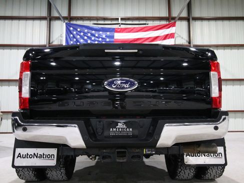 Used 2017 Ford F350 Lariat w/ Lariat Ultimate Package image 9