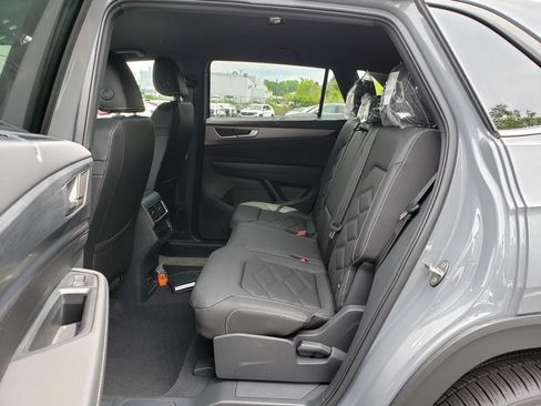 New 2026 Volkswagen Atlas Cross Sport SE AWD/4WD image 7