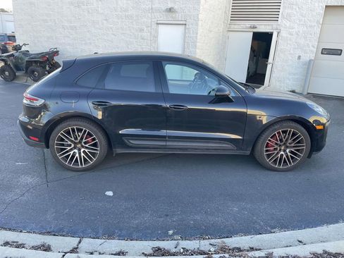 Used 2022 Porsche Macan S image 11