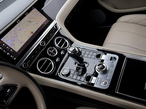 Used 2022 Bentley Continental GT AWD/4WD image 21