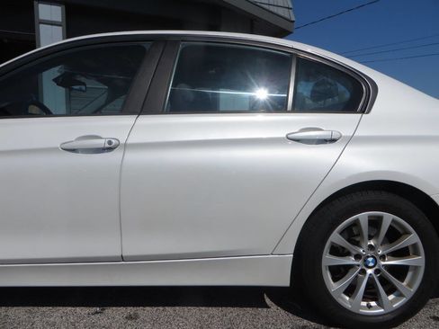 Used 2016 BMW 320i xDrive Sedan image 30