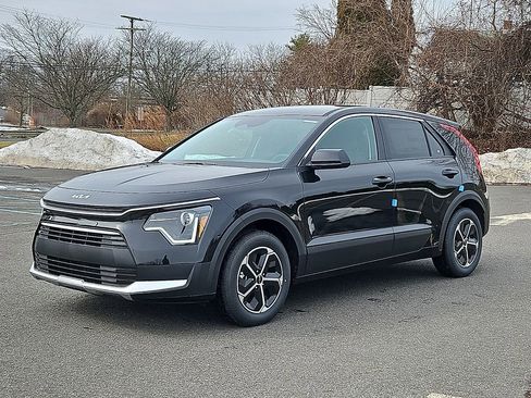 New 2026 Kia Niro LX image 3
