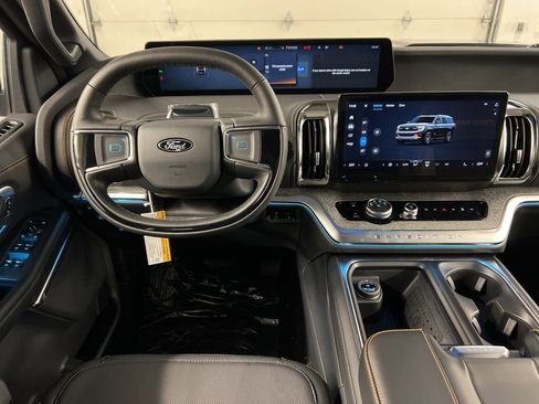 New 2025 Ford Expedition Tremor image 8