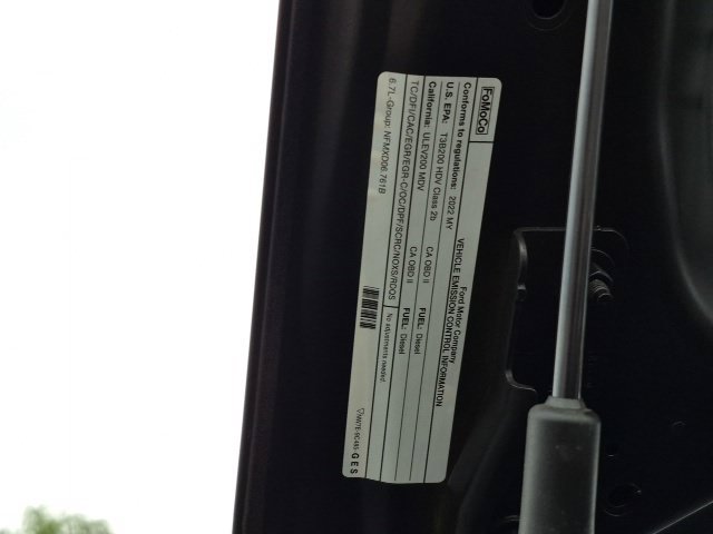 Used 2022 Ford F250 Lariat w/ Black Appearance Package AWD/4WD image 26