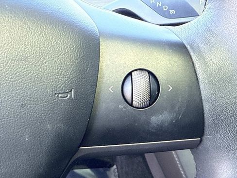 Used 2022 Tesla Model 3 image 38