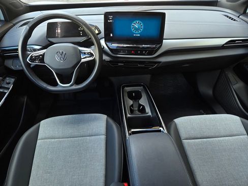 Certified 2023 Volkswagen ID.4 Pro image 13
