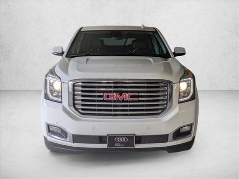 Used 2020 GMC Yukon SLT w/ Premium Edition image 2