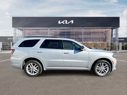 Used 2024 Dodge Durango GT image 9