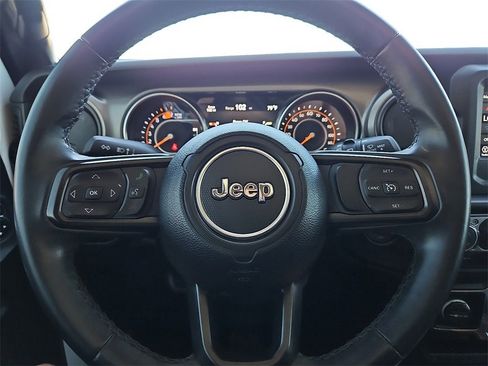 Used 2022 Jeep Wrangler Sport image 30