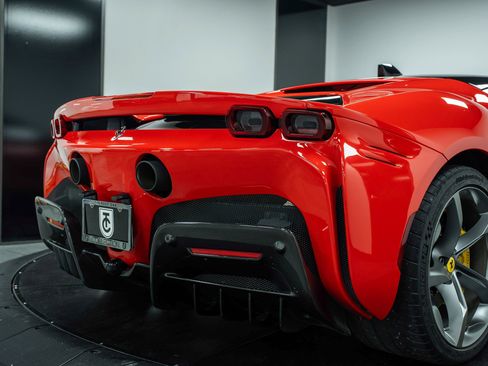 Used 2021 Ferrari SF90 Stradale image 35