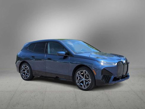 Used 2023 BMW iX M60 AWD/4WD image 2