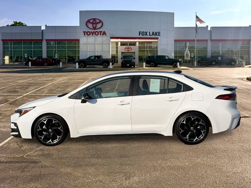 Used 2025 Toyota Corolla FX w/ Convenience Package FWD image 2