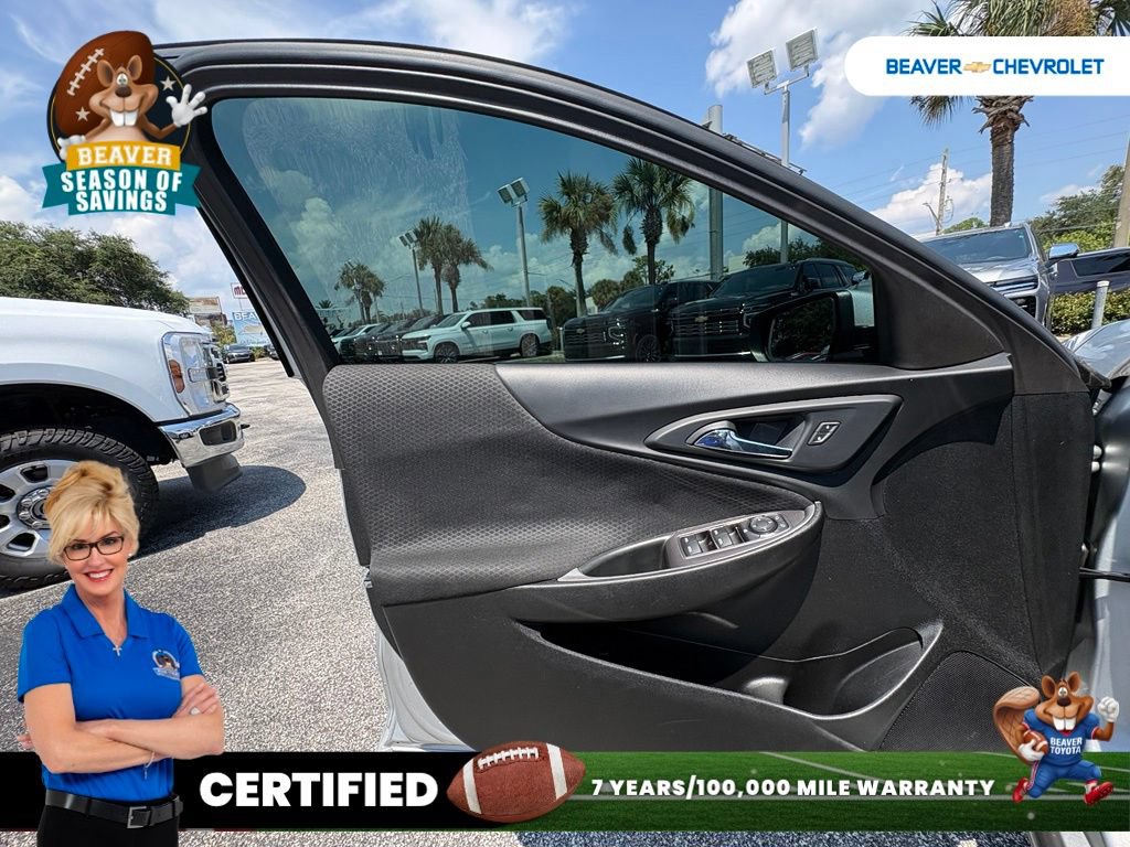 Used 2022 Chevrolet Malibu LT FWD image 34