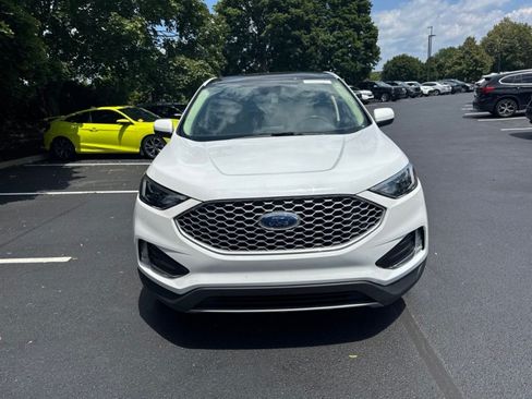 Used 2023 Ford Edge SEL w/ Convenience Package AWD/4WD image 2