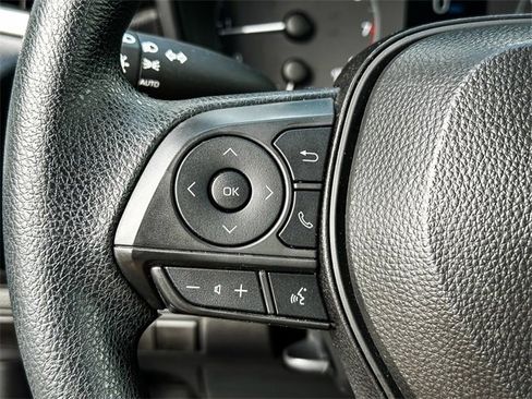 Certified 2025 Toyota Corolla LE image 16