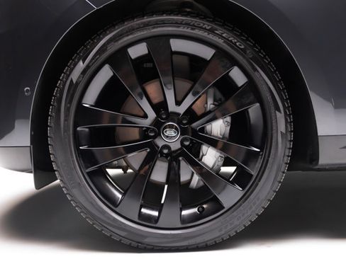 Used 2023 Land Rover Range Rover Sport SE AWD/4WD image 5