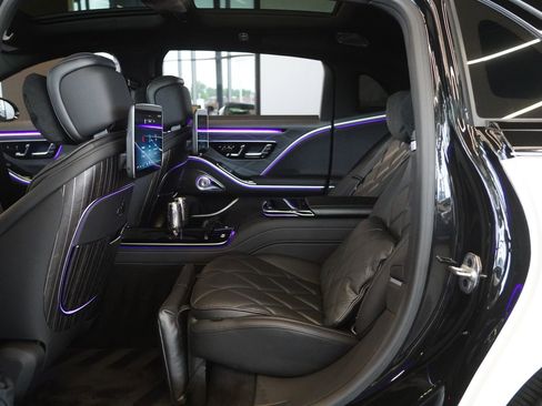 Certified 2024 Mercedes-Benz Maybach S 680 4MATIC image 13