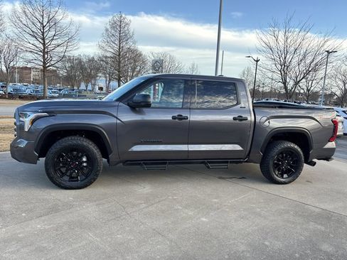 Used 2023 Toyota Tundra SR5 image 8