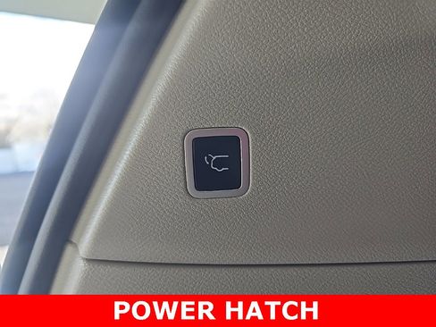 Used 2023 Chrysler Pacifica Limited image 22