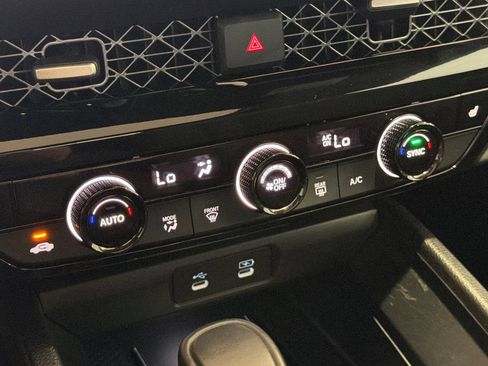 Used 2025 Honda Accord Sport image 19