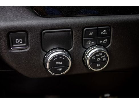 New 2026 GMC Sierra 1500 SLT w/ SLT Premium Plus Package image 34