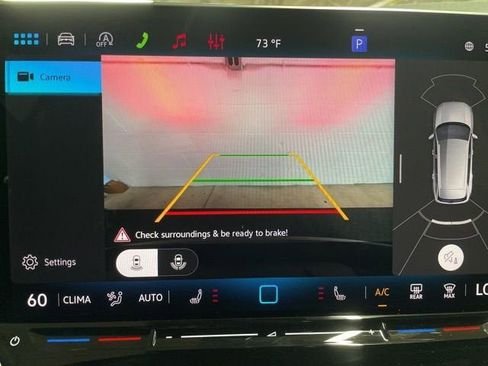 New 2026 Volkswagen Tiguan SE R-Line image 24