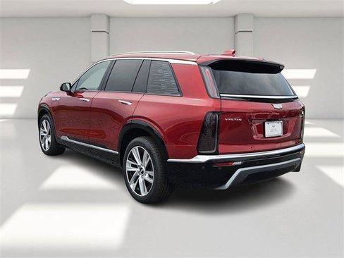 New 2026 Cadillac Vistiq Luxury image 3