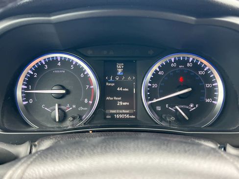 Used 2015 Toyota Highlander XLE image 26