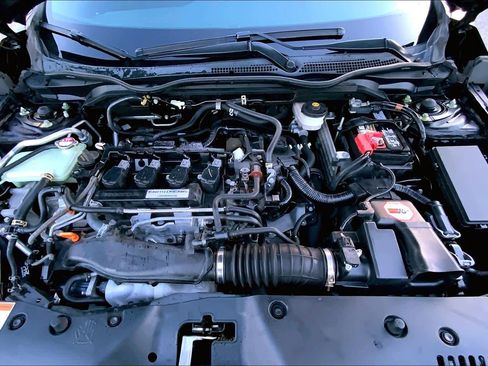 Used 2018 Honda Civic Sport image 29