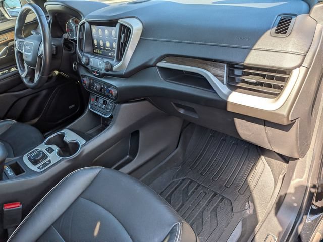 Used 2020 GMC Terrain Denali w/ Denali Premium Package AWD/4WD image 34