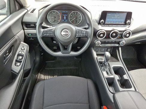 Used 2024 Nissan Sentra S FWD image 11