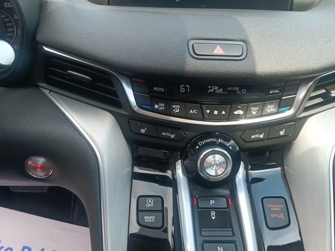 Used 2023 Acura TLX FWD image 12
