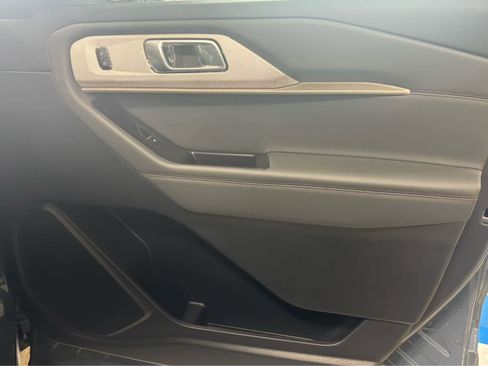 New 2026 Ford Explorer Active w/ Active Comfort Package image 31