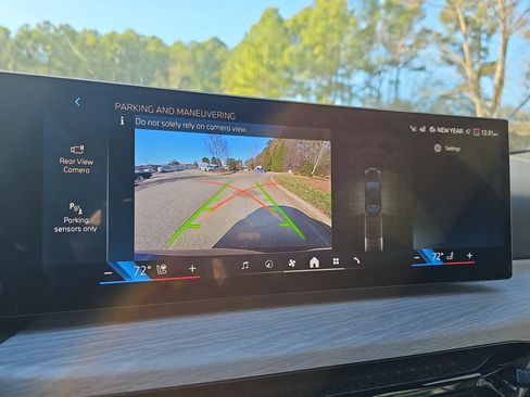 New 2026 BMW 330i 330i NA w/ M Sport Package image 25