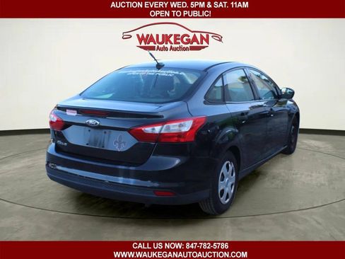 Used 2012 Ford Focus S FWD image 3