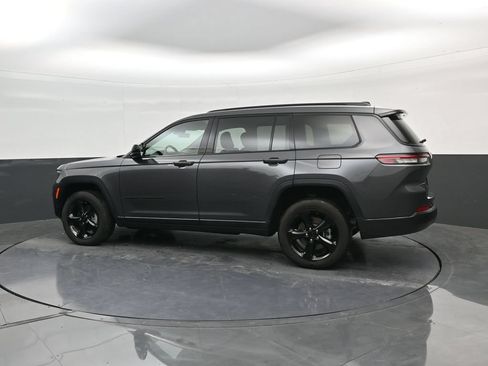Used 2025 Jeep Grand Cherokee L Altitude AWD/4WD image 5