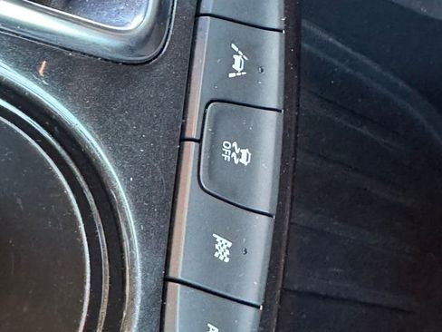 Used 2023 Chevrolet TrailBlazer RS image 31