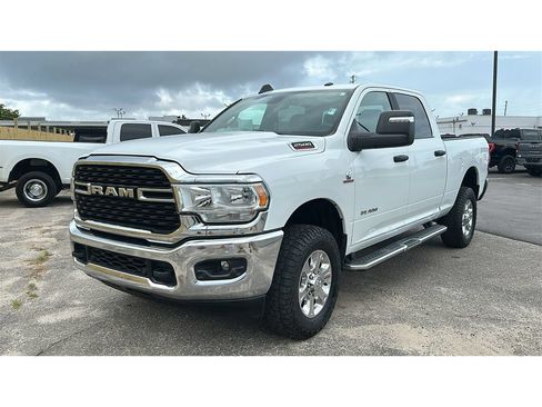 Used 2024 RAM 2500 Big Horn w/ Off Road Package AWD/4WD image 2