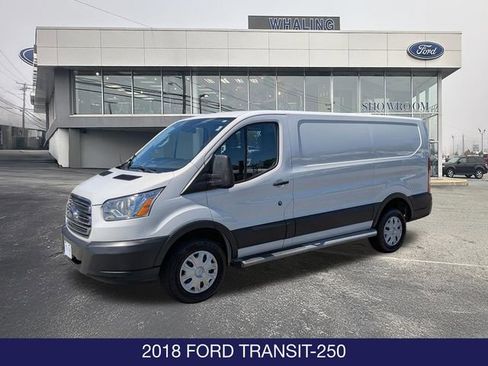 Used 2018 Ford Transit 250 130 Low Roof w/ Exterior Upgrade Package RWD image 3