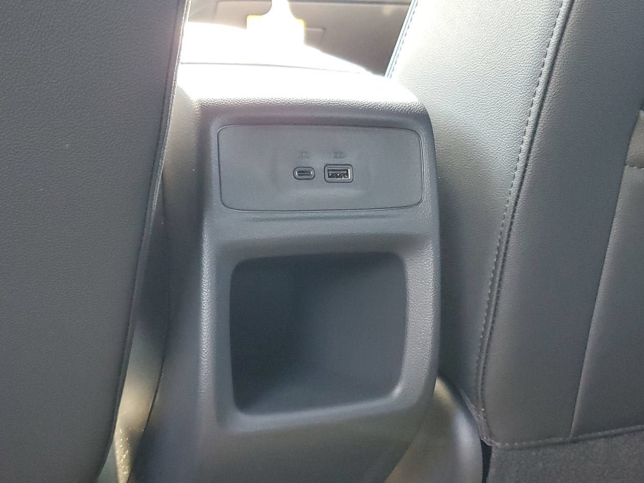 New 2026 Buick Envista Sport Touring w/ Convenience II Package FWD image 15