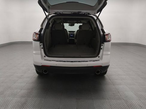 Used 2017 Chevrolet Traverse Premier FWD image 29