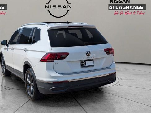 Used 2022 Volkswagen Tiguan SE image 7