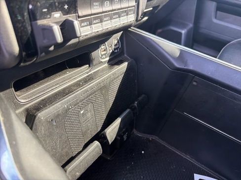 Used 2022 RAM 2500 Laramie AWD/4WD image 57