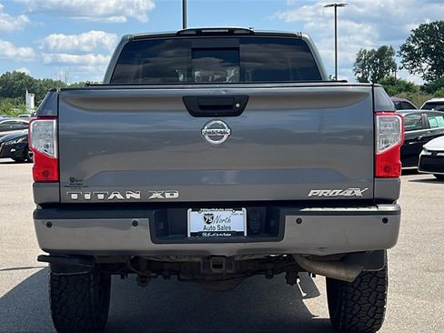 Used 2018 Nissan Titan PRO-4X image 38