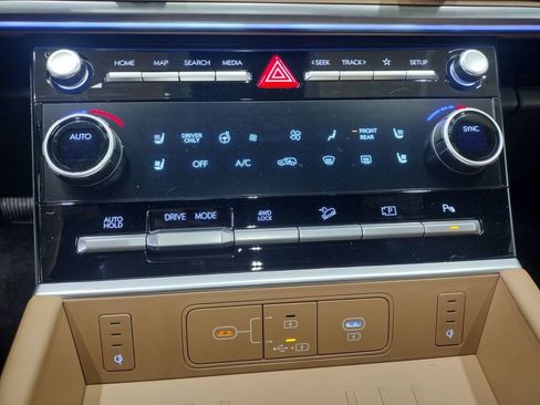 New 2026 Hyundai Santa Fe Limited AWD/4WD image 41