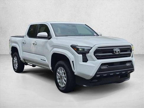 Used 2026 Toyota Tacoma SR5 RWD image 3