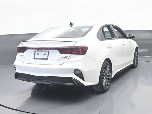 Used 2022 Kia Forte GT-Line w/ GT-Line Technology Package FWD image 5