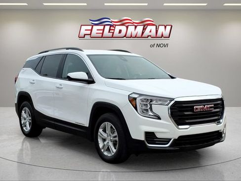 Used 2023 GMC Terrain SLE w/ Driver Convenience Package AWD/4WD image 8