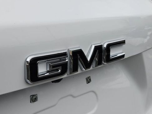New 2026 GMC Terrain Elevation w/ Elevation Premium Package image 19