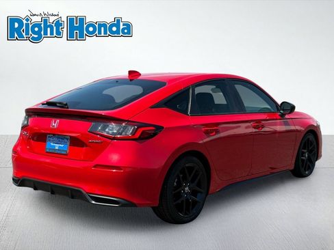 Used 2024 Honda Civic Sport image 8